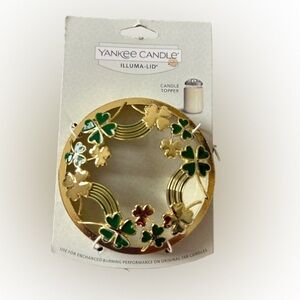 NWT Yankee Candle Gold and Green Clover Candle Topper